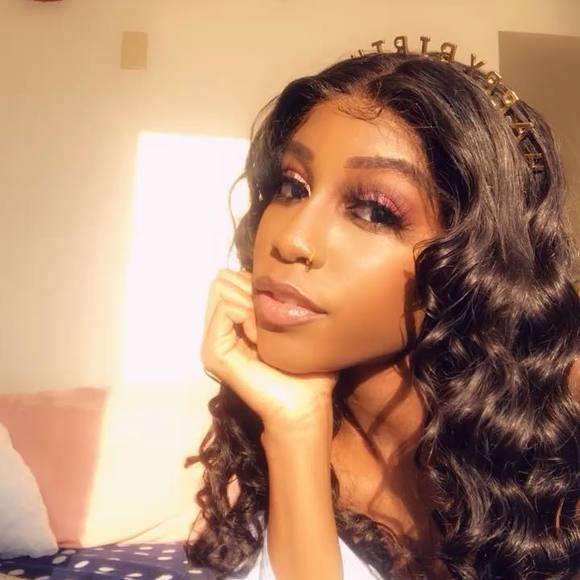 Meet your Posher, Skye - Picture 1 of 1